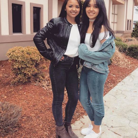 Meet your Posher, Alexandra - Picture 1 of 1